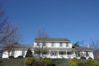 152 Equestrian Ln, Lewisburg, PA 17837-6642
