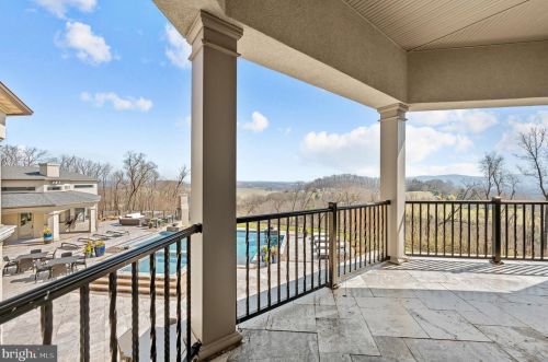 275 Mccoy Ln, Dauberville PA  19533-9296 exterior