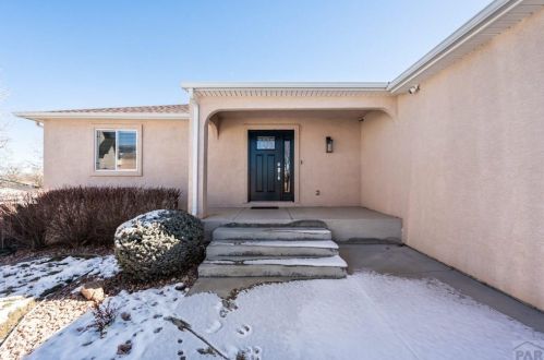 5100 Aramis Ct, Pueblo CO  81005-1160 exterior