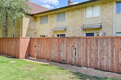 2602 Custer Pkwy, Richardson TX  75080-1607 exterior