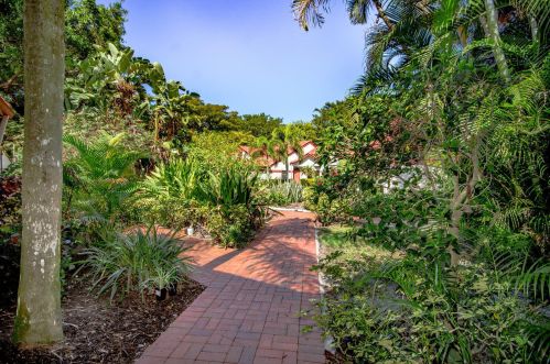 7861 Lexington Club Blvd, Delray Beach, FL 33446-3941