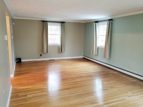 19 Ducarl Dr, Lincoln RI  02865-1320 exterior