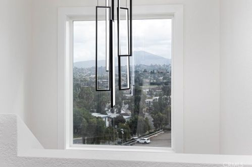 4393 Date Ave, La Mesa CA  91941-6412 exterior