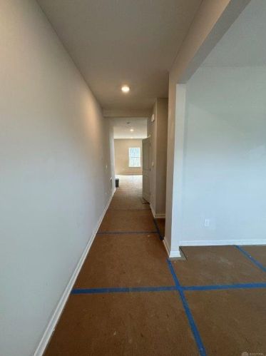 7923 Parsley Pl, Englewood, OH 45315-7947