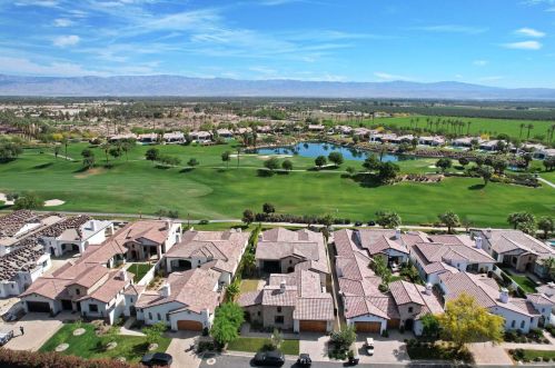 81738 Andalusia, La Quinta CA  92253-8252 exterior
