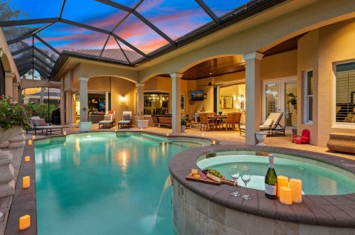 3828 Mahogany Bend Dr, Naples FL  34114-6425 exterior