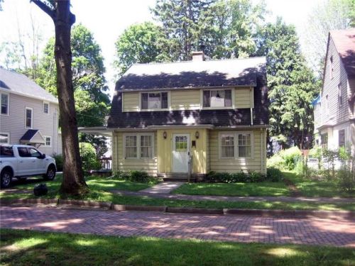 9 Clyde Ave, Jamestown, NY 14701-2115