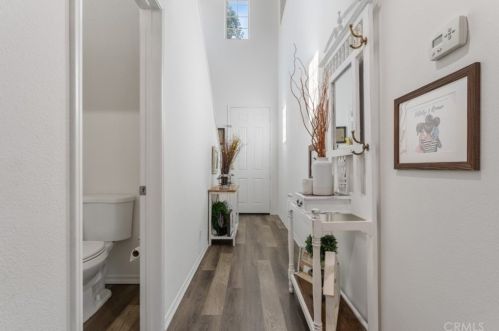 205 Sparkleberry Ave, Orange CA  92865-5012 exterior