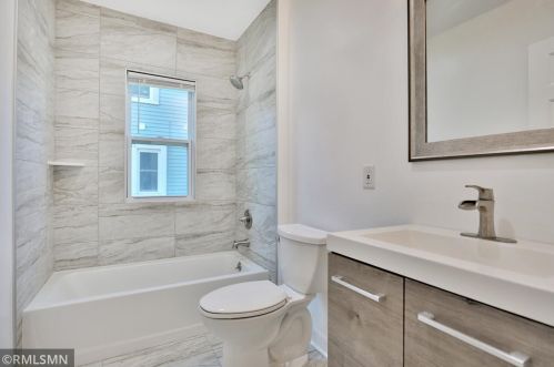 1642 Upton Ave, Minneapolis MN  55411-2831 exterior