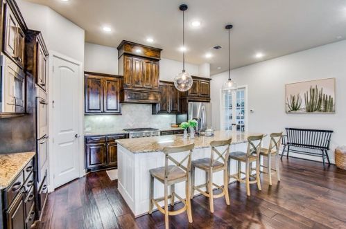 5512 Rosena Trl, Lewisville TX  75028-4328 exterior