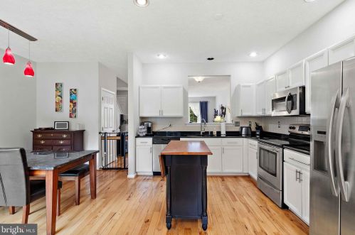 467 Woodstock Ln, Wilmington, DE 19808-4416