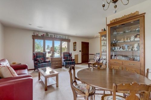 22194 Valley Rd, Waukesha WI  53186-5350 exterior