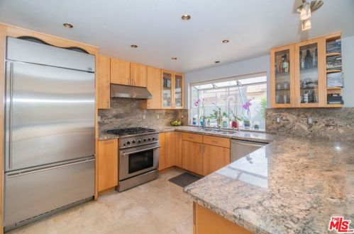 1766 Wilson Ave, Upland CA  91784-1724 exterior