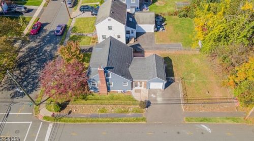 78 Henshaw Ave, Springfield NJ  07081-2210 exterior