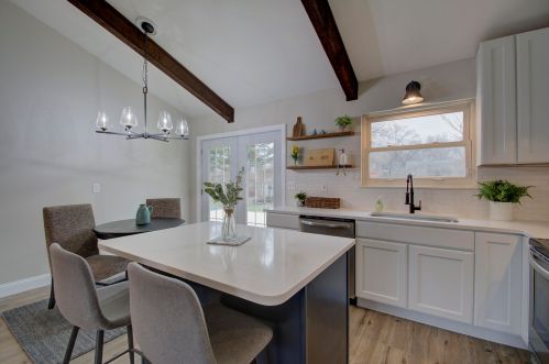 2642 Valley Trails Dr, Covington KY  41017-1049 exterior