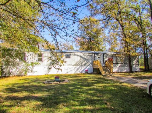9 Falls View Ct, Huntsville, TX 77320-0401
