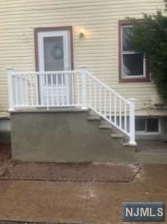 76 Gordon St, Ridgefield Park NJ  07660-1149 exterior