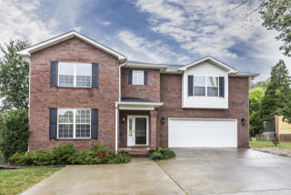 309 Montgomery Ln, Maryville, TN 37803-5623