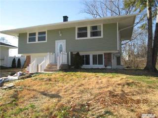 396 Dare Rd, Selden NY  11784-1417 exterior