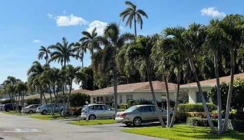 639 Snug Harbor Dr, Boynton Beach, FL 33435-6109