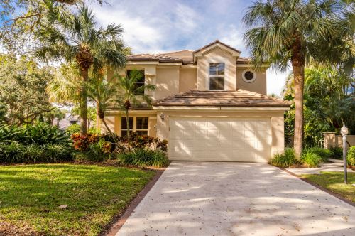 1 Grand Bay Cir, West Palm Beach, FL 33408-2150