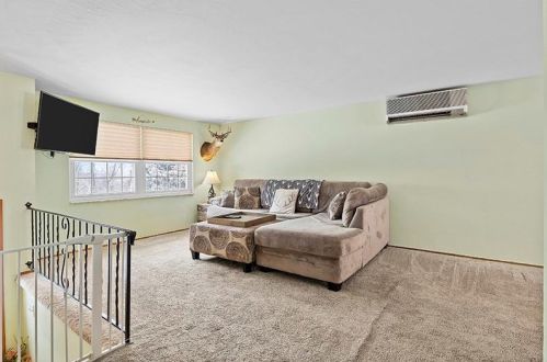 8060 Steubenville Pike, Noblestown PA  15071-9376 exterior