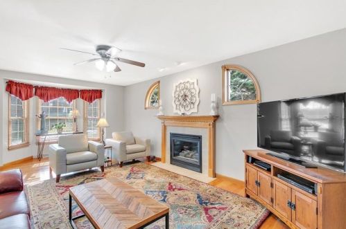 1204 Harmony Heights Dr, Harmony PA  16037-7628 exterior