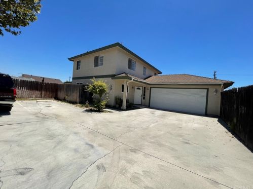 14552 Woodruff Ave, Bellflower, CA 90706-3200