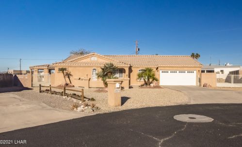 2575 Rainbow Ct, Lake Havasu City, AZ 86403-3867