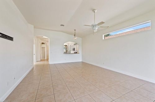 8684 Ibis Cove Cir, Naples FL  34119-7727 exterior