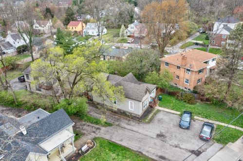 6335 Beechmont Ave, Cincinnati OH 45230-2002 exterior