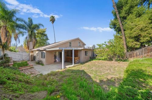 5140 Pearblossom Dr, Riverside CA  92507-6053 exterior