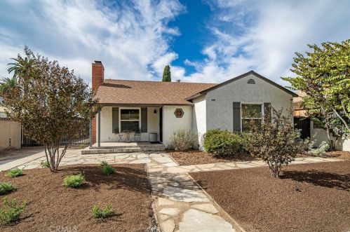 2515 Magnolia Ave, Long Beach, CA 90806-2816