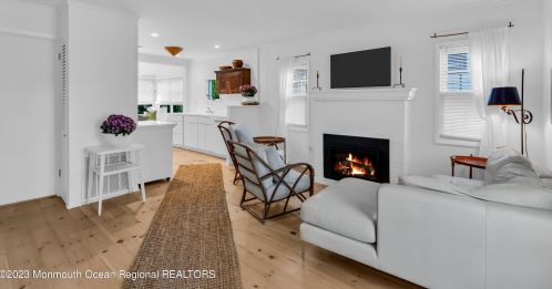 125 Bretonian Dr, Bricktown NJ  08723-5705 exterior