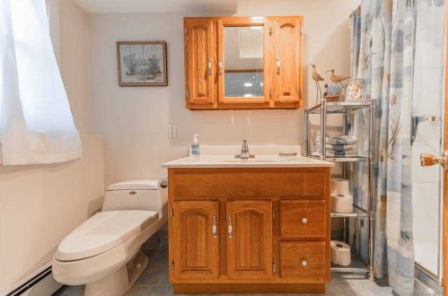 4 Brunswick Dr, Elwood NY  11731-5405 exterior