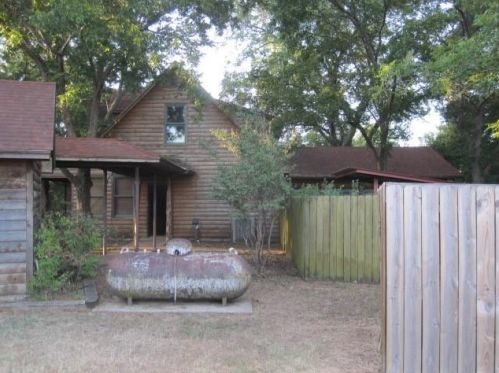 502 Texas St, Tioga, TX 76271-9725
