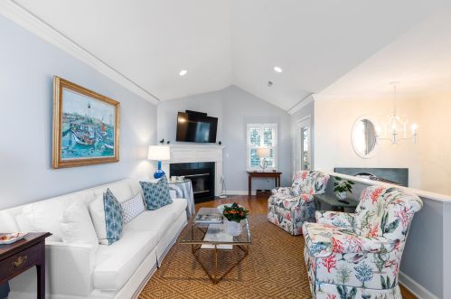 27 Ocean Point Dr, Isle Of Palms SC  29451-3852 exterior