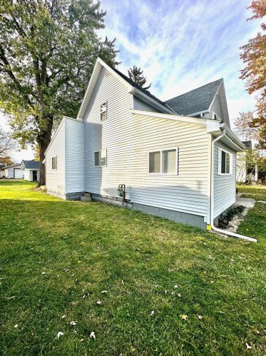 195 Grand Ave, Marion OH  43302-4301 exterior