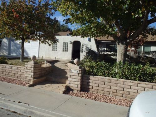 624 Mamie St, Ridgecrest, CA 93555-3424