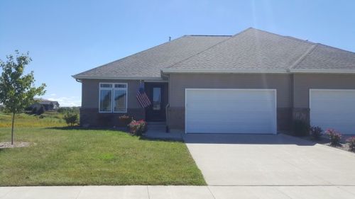 336 Windflower Ln, Twin View Heights IA  exterior