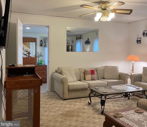 19 Hosier St, Selbyville DE  19975-9300 exterior