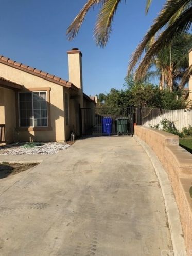 4275 Columbia Ave, Riverside, CA 92501-6600