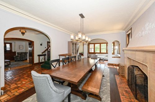 550 68, Milwaukee WI 53214-0016 exterior