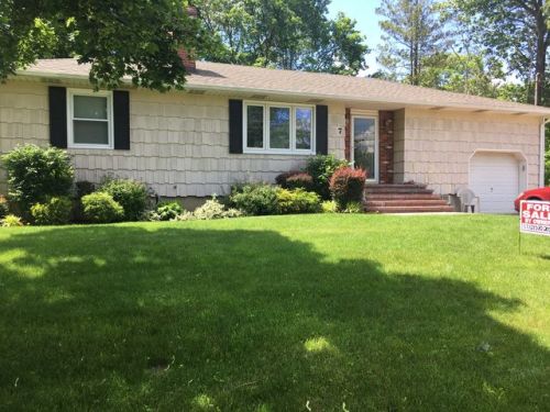 7 Borghaus Rd, Helmetta, NJ 08828-1104
