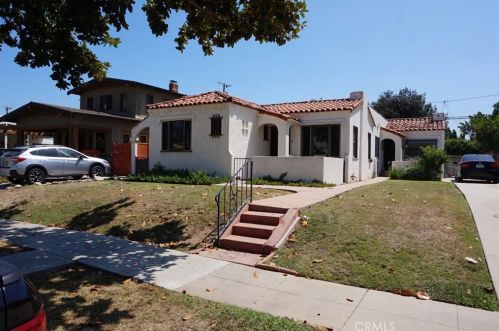 3748 Myrtle Ave, Long Beach, CA 90807-4122