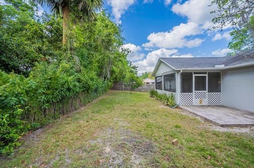 1370 Hensley Dr, Deland FL  32724-2535 exterior