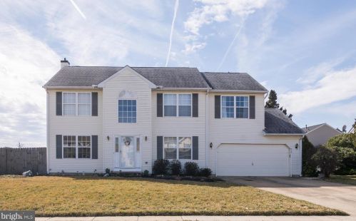 918 Gilder Dr, New Castle, DE 19720-7608