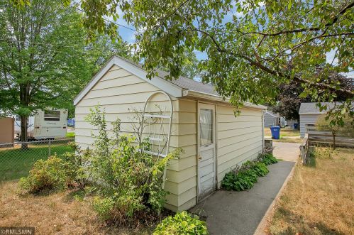 109 19 1/2 Ave, Saint Cloud MN  56303-4425 exterior