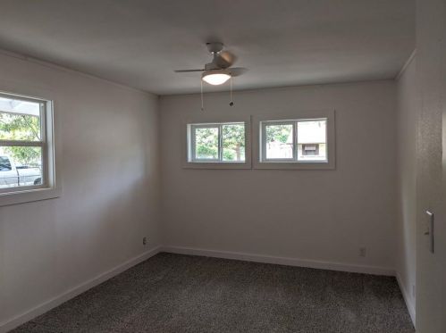 6917 Cherry Mdw Dr, Austin TX 78745-5333 exterior