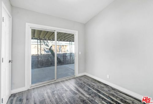 327 Oakhurst Dr, San Jacinto CA  92583-4715 exterior
